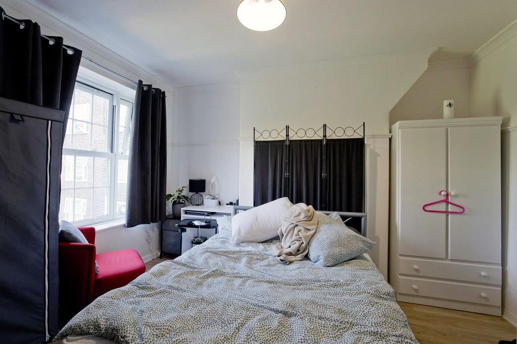 Property photo 3 of 9