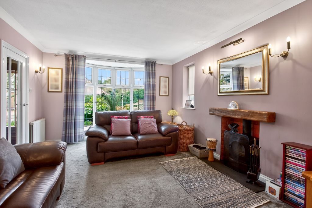 Property photo 3 of 42