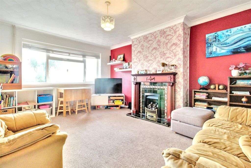 Property photo 3 of 15 Img_6740-Img_6742.Jpg