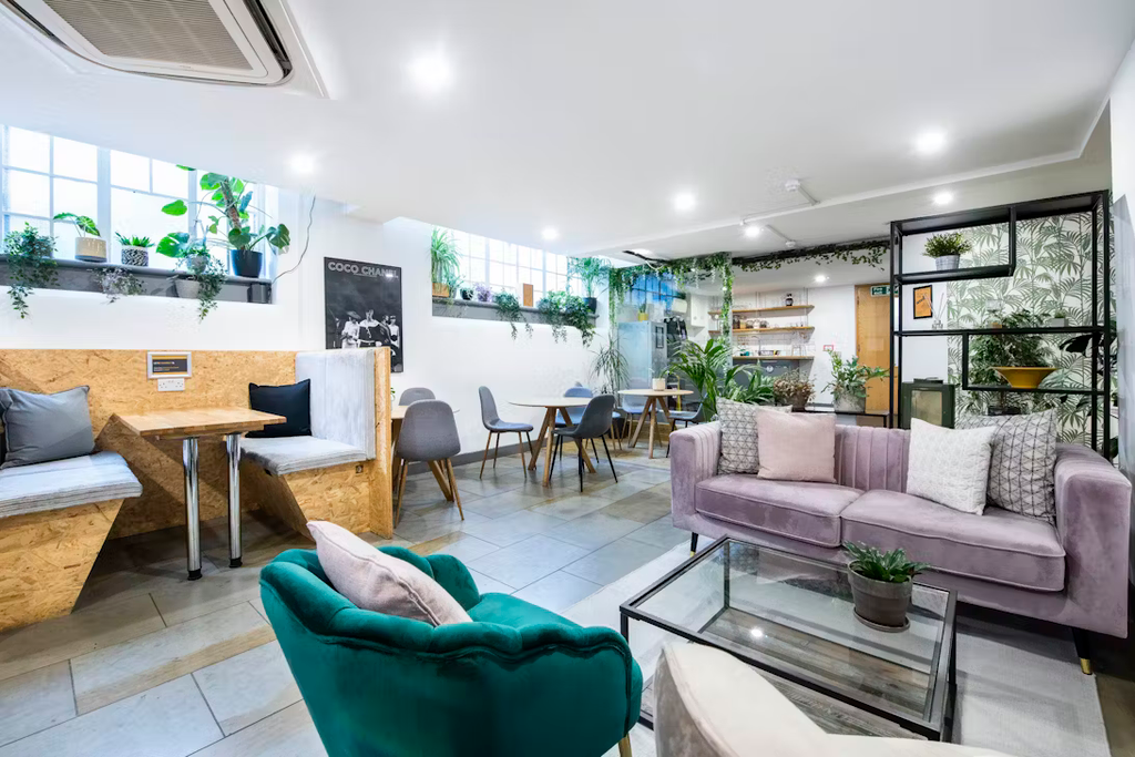 Property photo 2 of 7