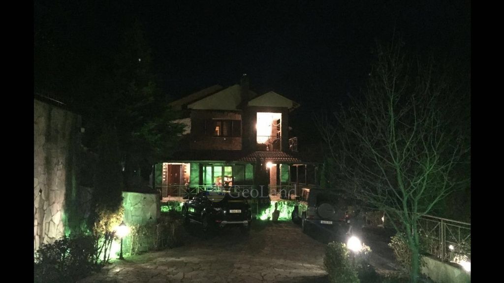 Property photo 2 of 2
