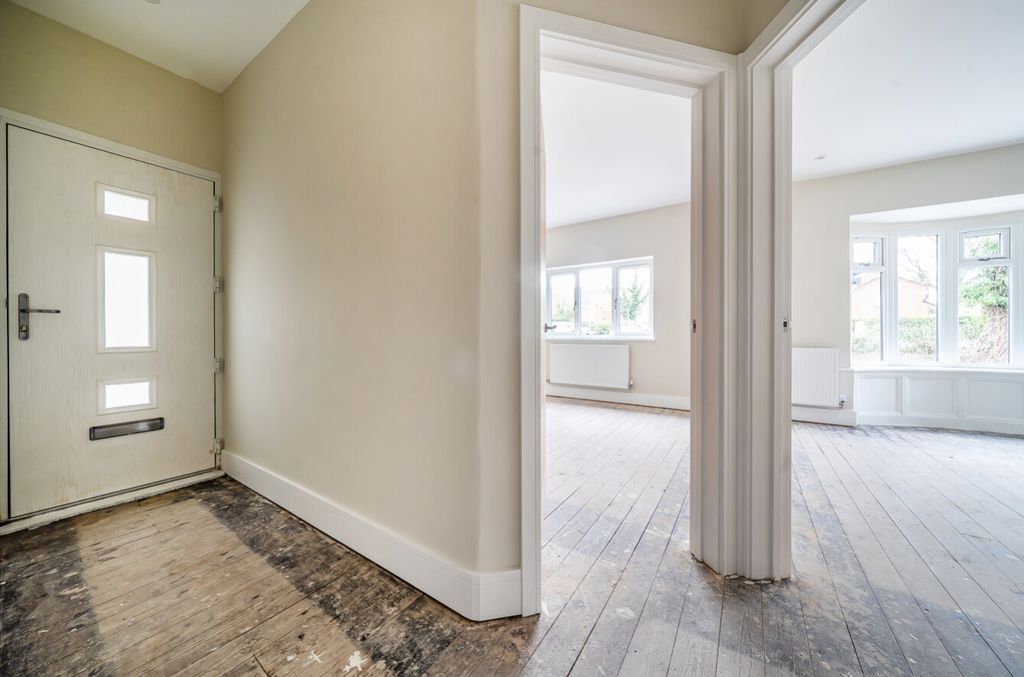 Additional image 11 of 3 bed detached bungalow for saleNewark Road, North Hykeham, Lincoln, Lincolnshire LN6