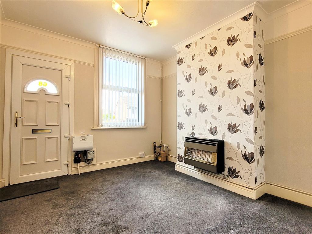 Property photo 2 of 8 Picture No. 05