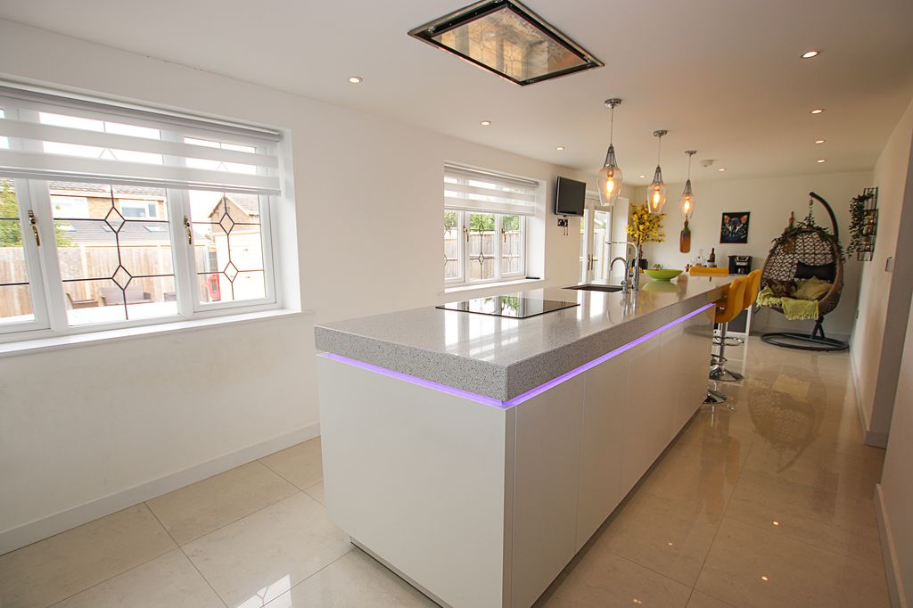 Property photo 2 of 29