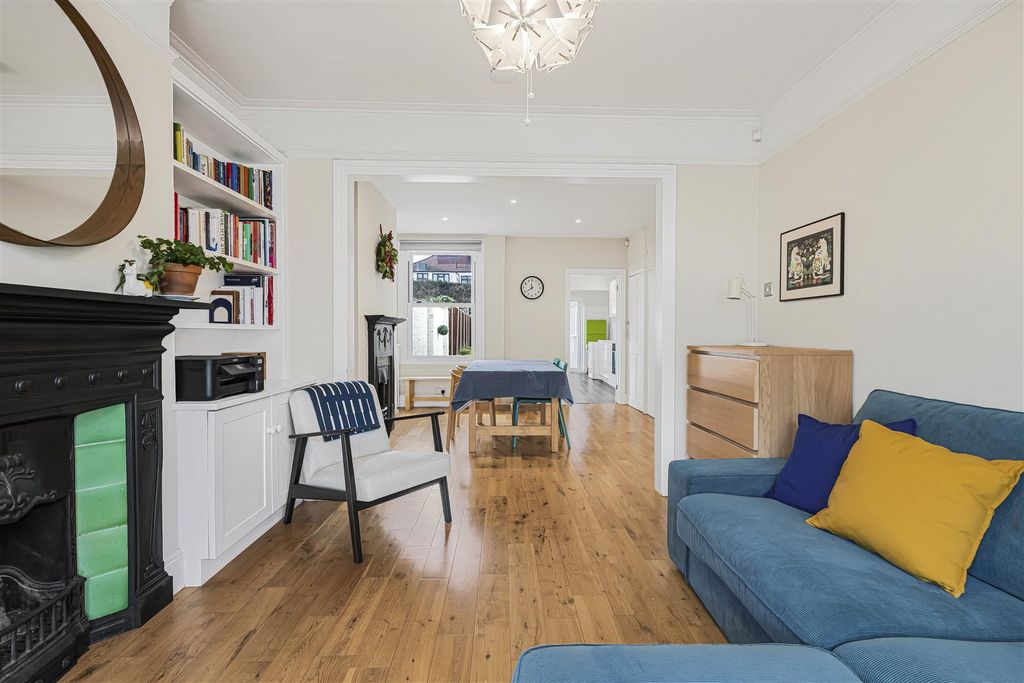 Property photo 3 of 17 50_67534.Jpg