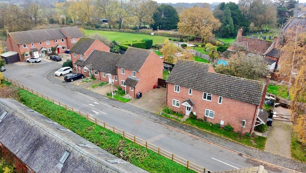 Property photo 2 of 48