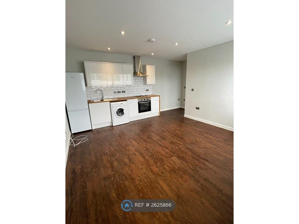 Property photo 1 of 3
