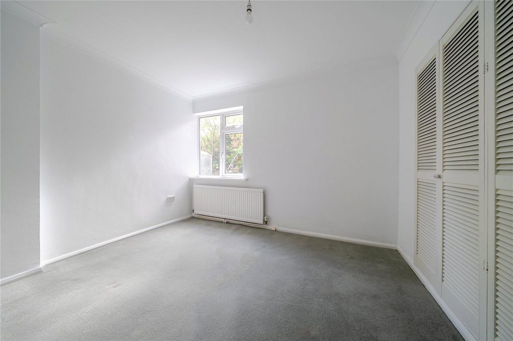 Property photo 2 of 23 Picture No. 22