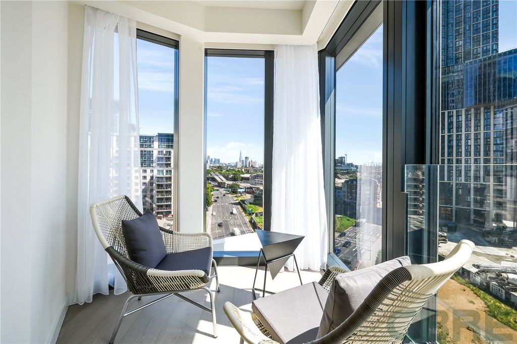 Property photo 1 of 24 Picture No. 30