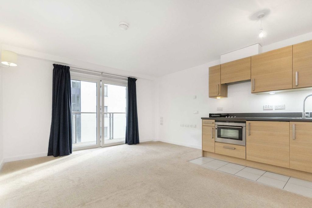 Property photo 2 of 4