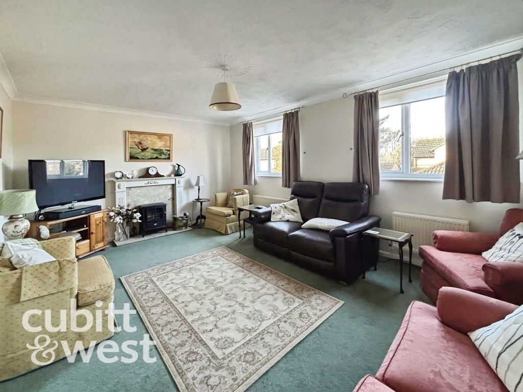 Property photo 2 of 16