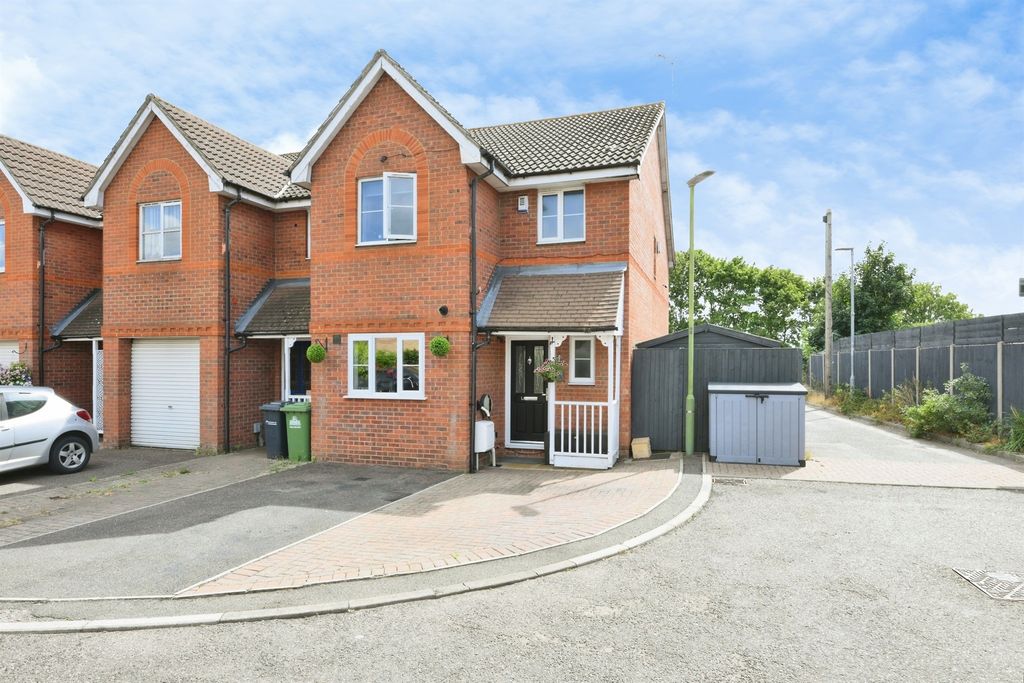 Property photo 1 of 21
