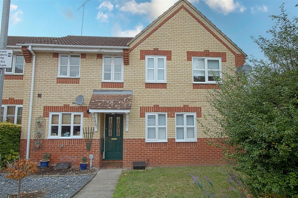 Property photo 1 of 12 Front W.Jpg