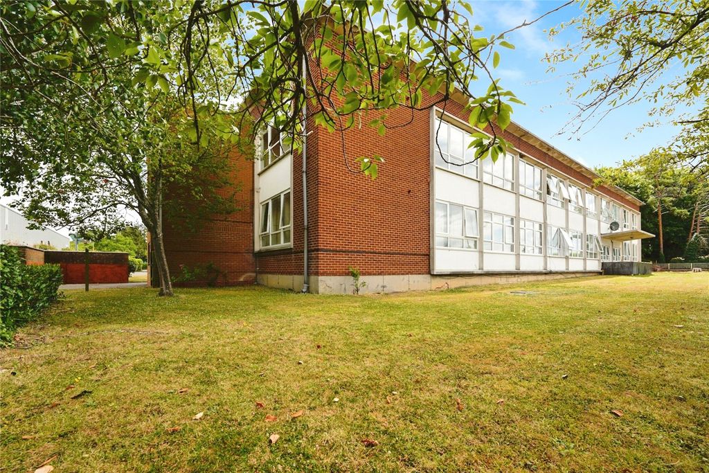 Property photo 2 of 16 Photography