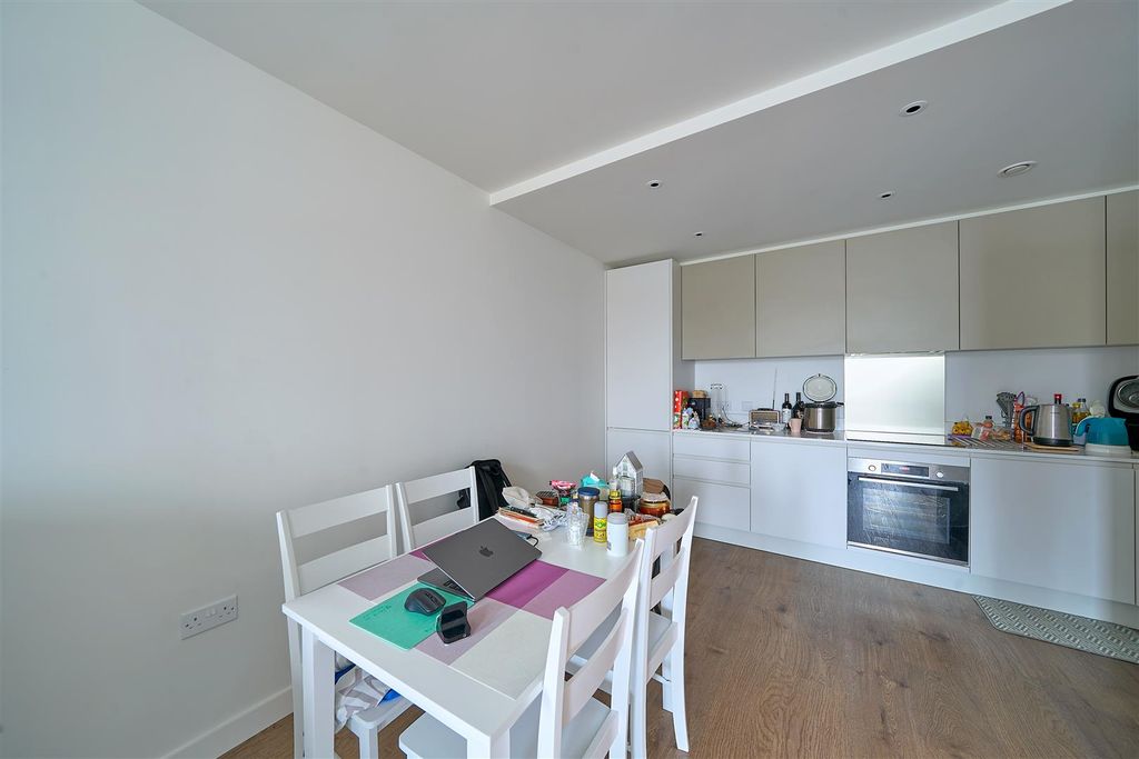 Property photo 2 of 12 07.Jpg