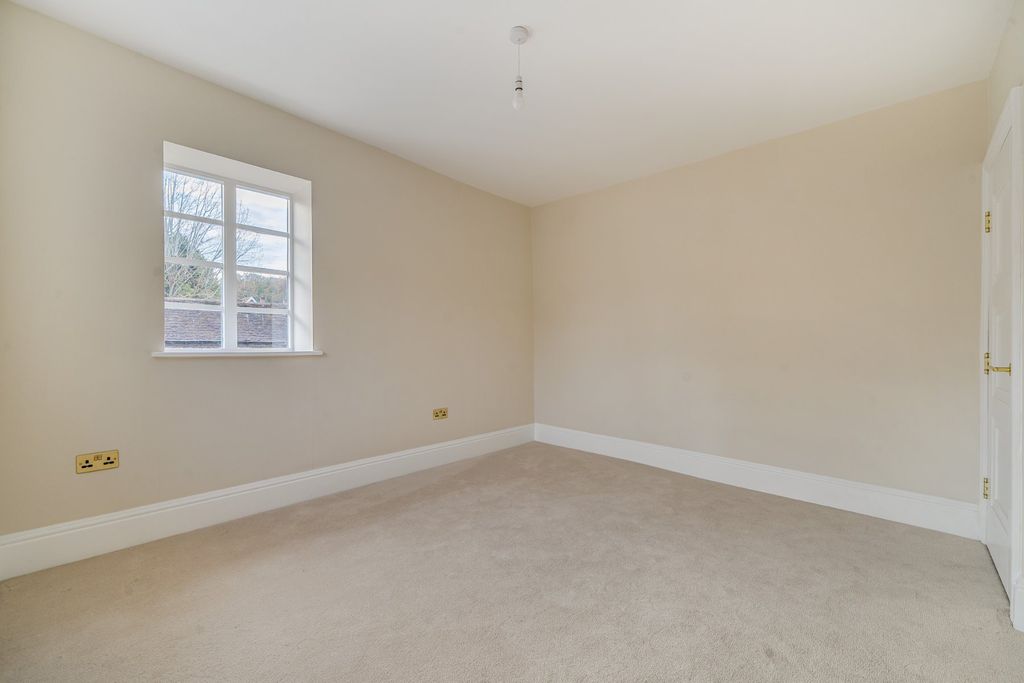 Additional image 19 of 4 bed detached house for saleGodalming, Surrey GU7