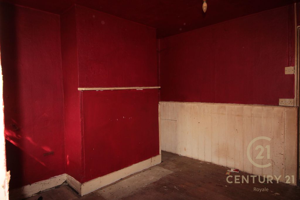 Property photo 3 of 16