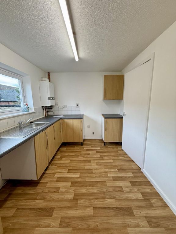 Property photo 2 of 6 6B931Fc9-6623-4c48-B3B5-68Be37845466