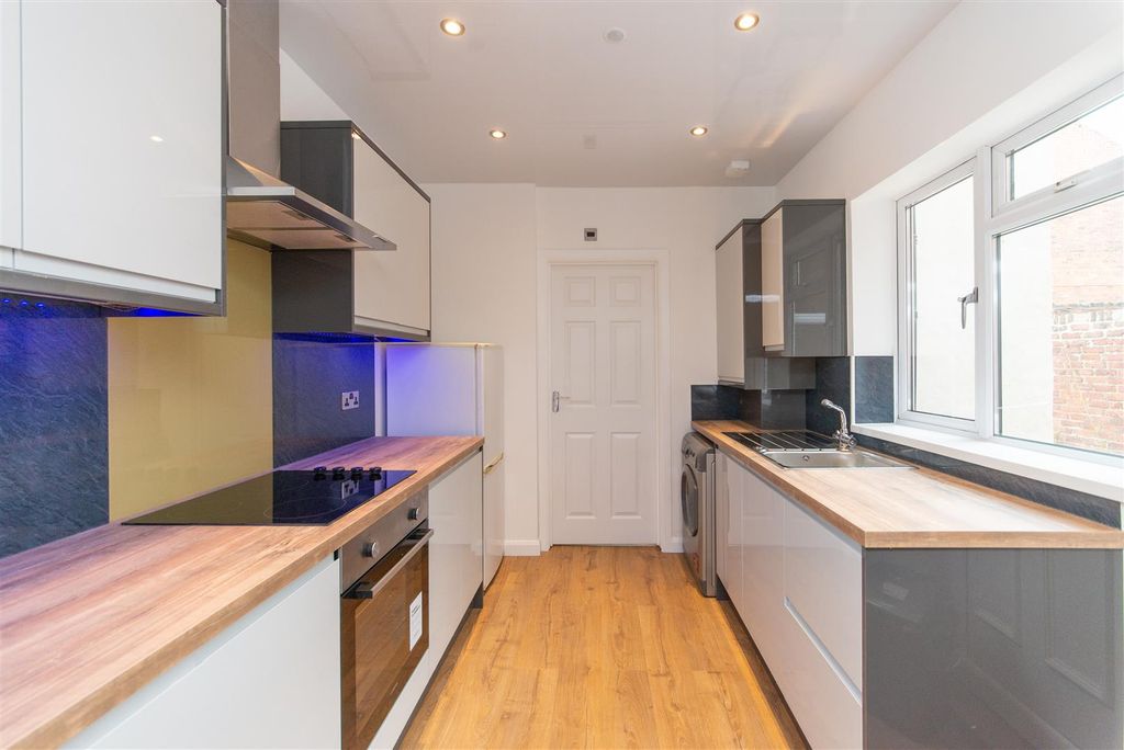 Additional image 19 of 6 bed flat for saleBayswater Road, Jesmond, Newcastle Upon Tyne NE2