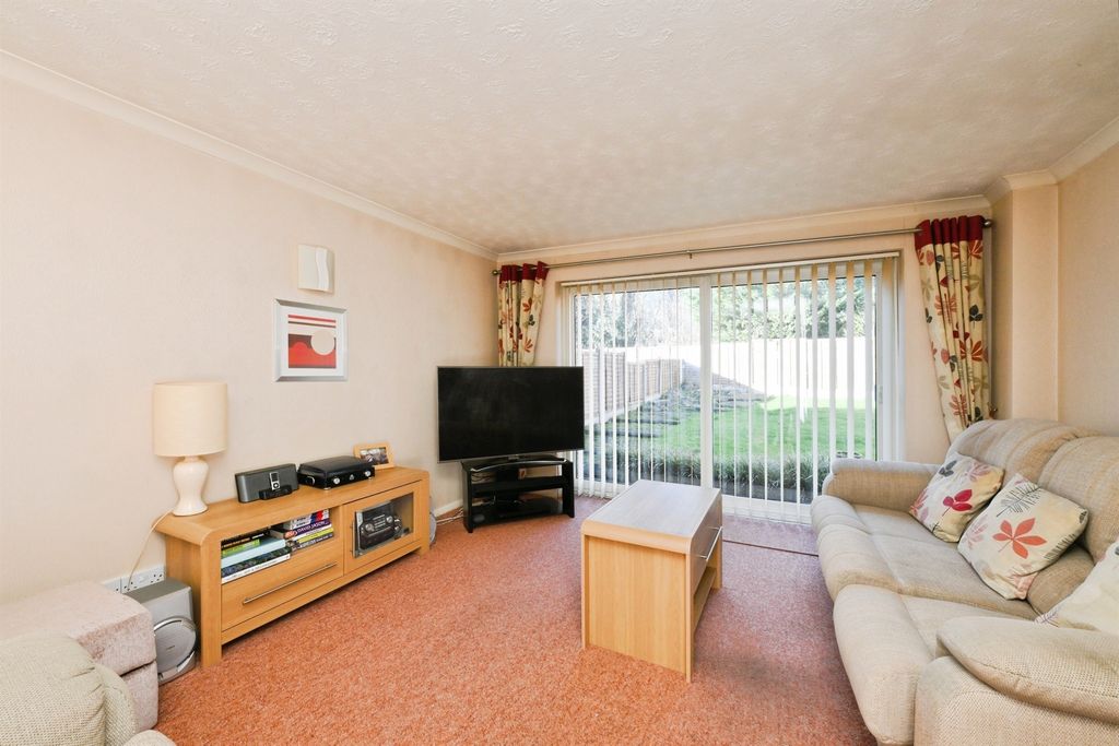 Property photo 3 of 20