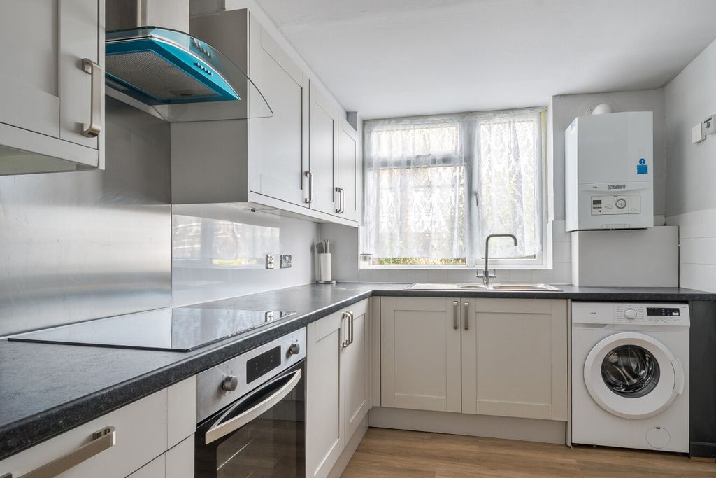 Property photo 3 of 15 1454129-11-69F217...
