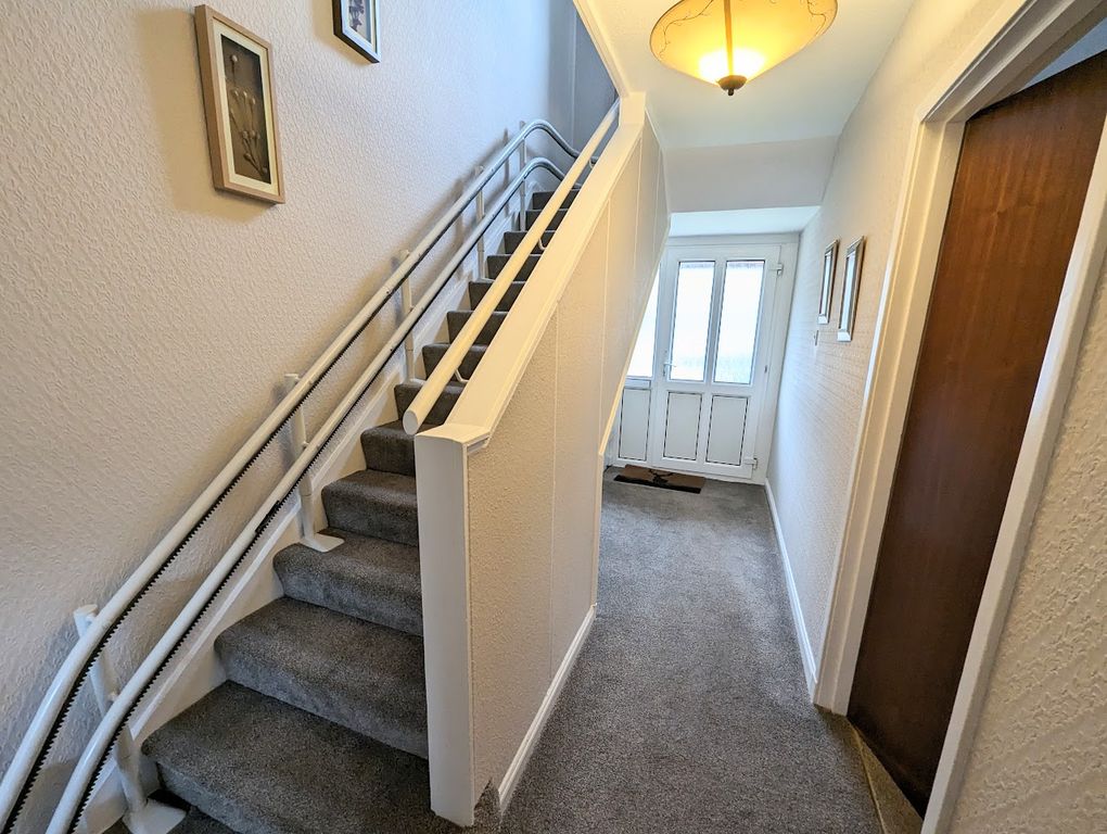 Property photo 2 of 23
