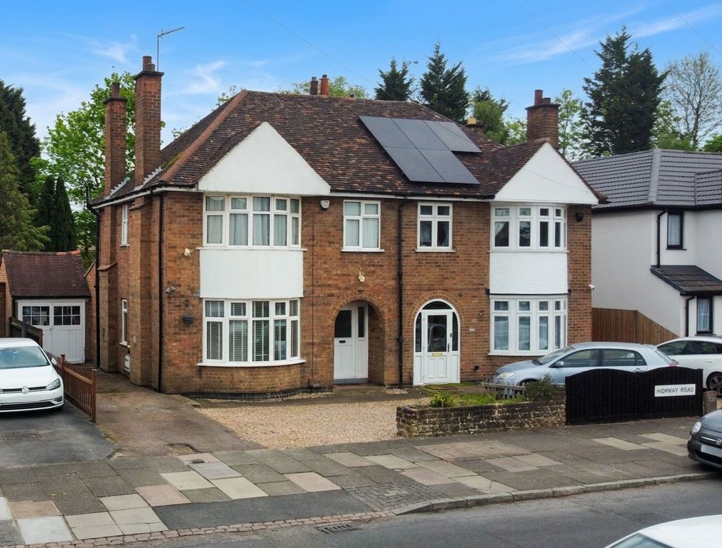 Property photo 1 of 28