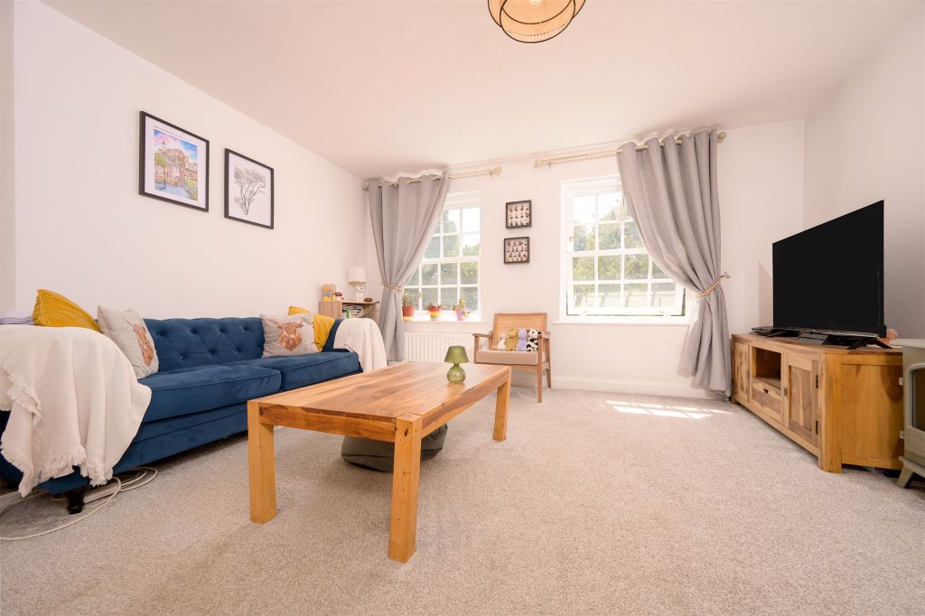 Property photo 2 of 12 Open Plan Lounge/ Dining Area
