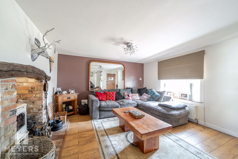 Property photo 3 of 15 Sitting Room