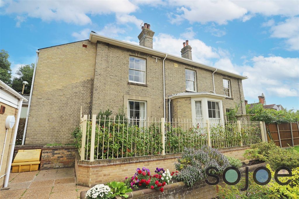 Property photo 3 of 29 Img_6285.Jpg
