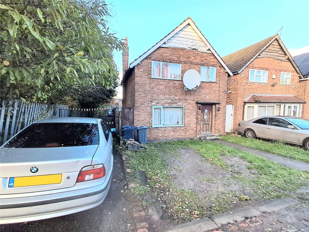 Property photo 1 of 11 Front