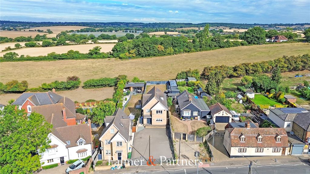 Property photo 2 of 48 Picture No. 03