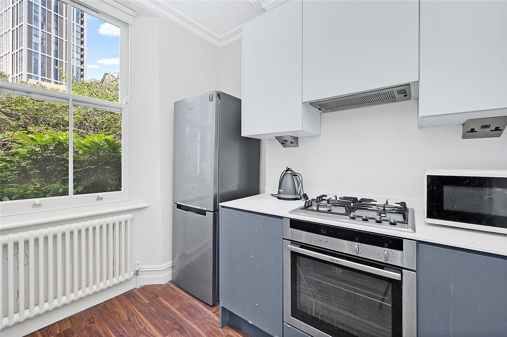 Property photo 3 of 12 Picture No. 04