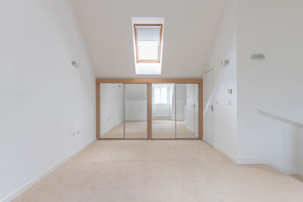Property photo 3 of 16 42 Henry Shute Road-1