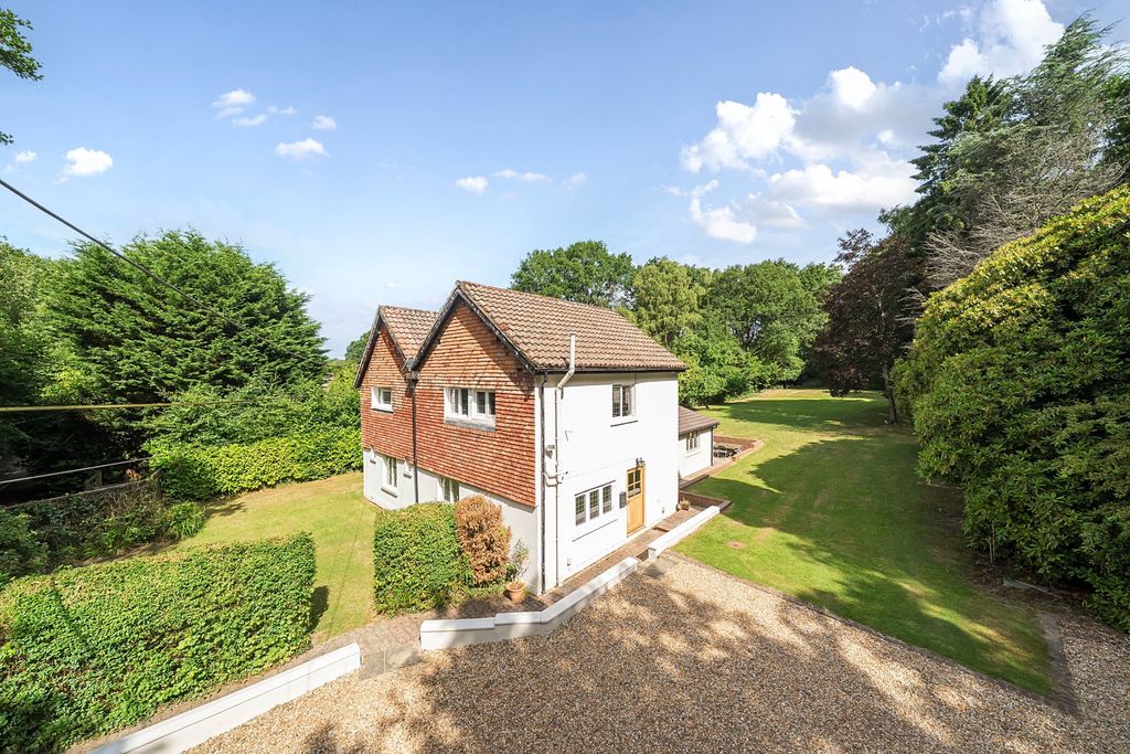 Property photo 1 of 22