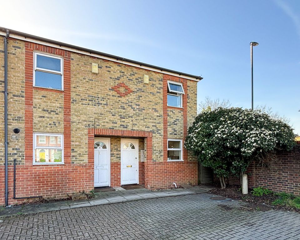 Property photo 1 of 12