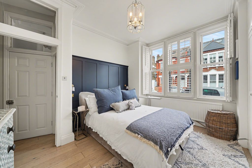 Property photo 2 of 9 Photo 1