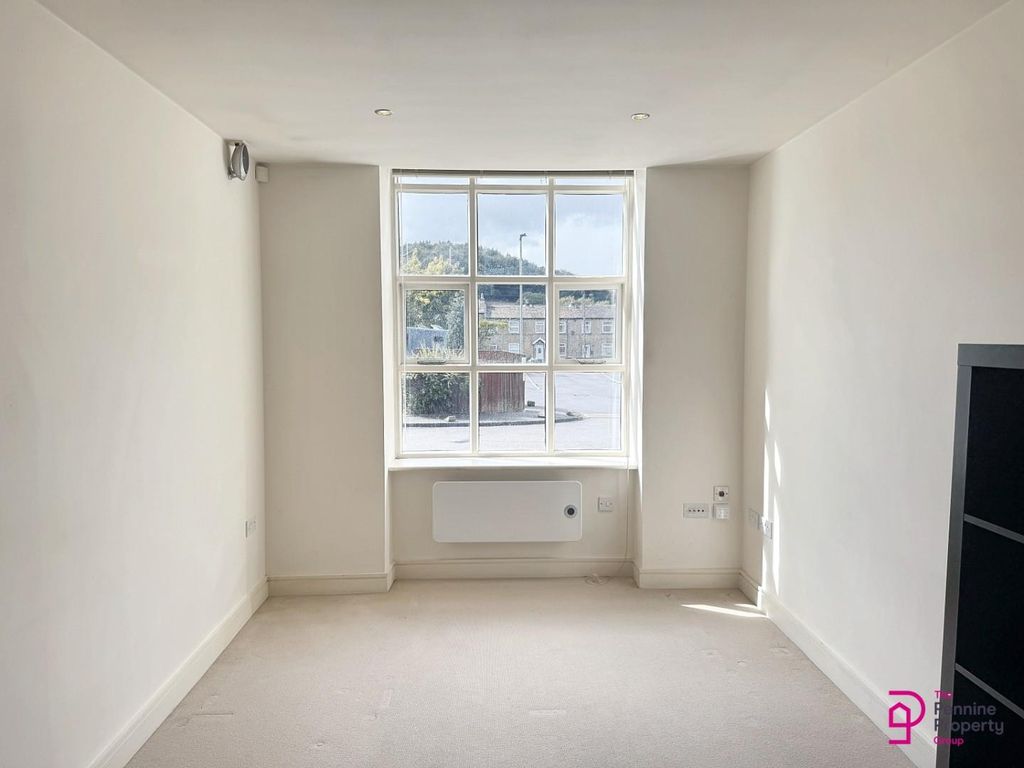Property photo 3 of 9 Img_2158.Jpg