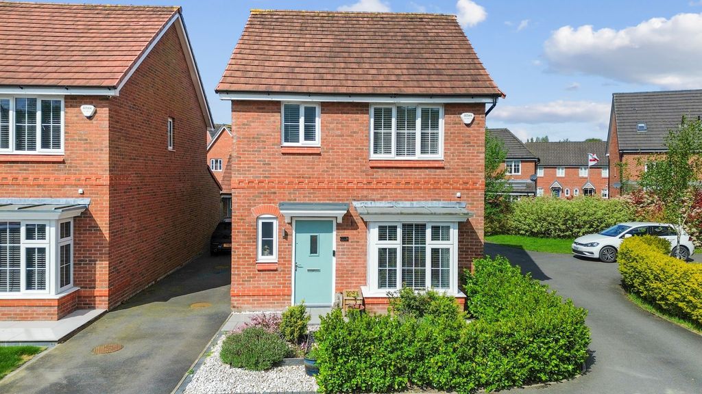 Property photo 1 of 31