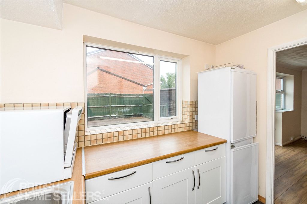Property photo 3 of 17 Picture No. 14