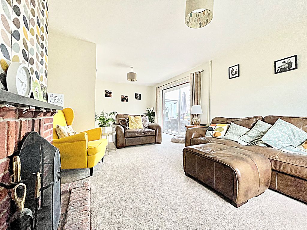 Property photo 2 of 29