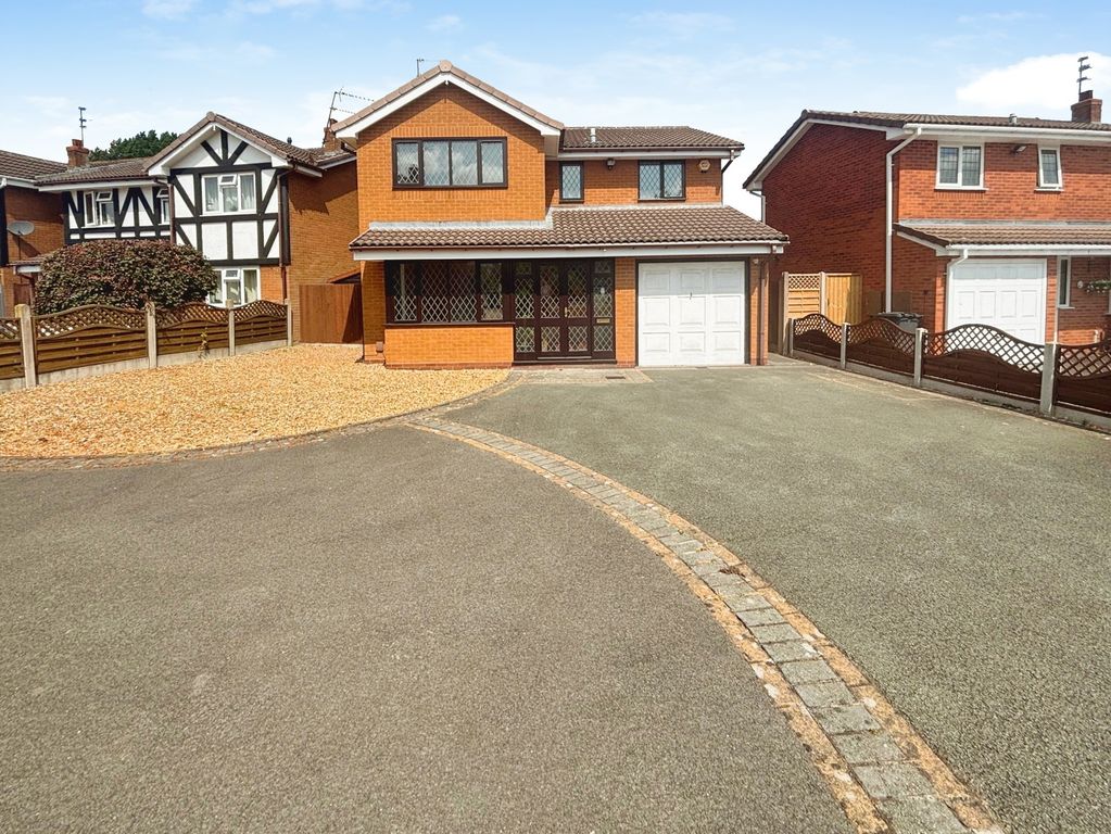 Property photo 1 of 13 Front