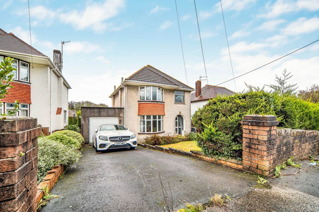 Property photo 1 of 25