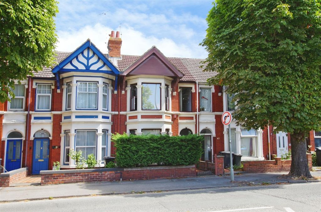 Property photo 1 of 12