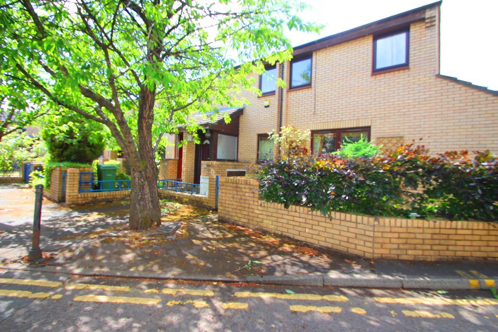 Property photo 1 of 6 External
