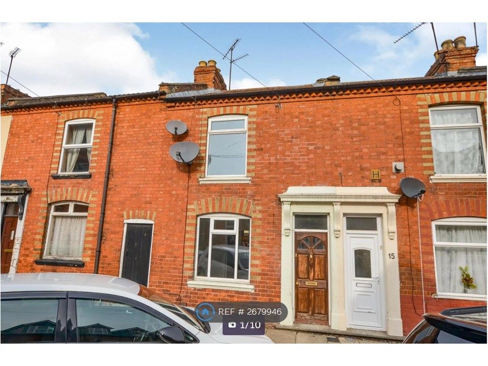 Property photo 2 of 10 Entrence