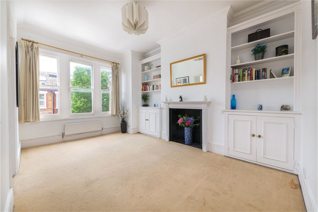 Property photo 1 of 6 Picture No. 10