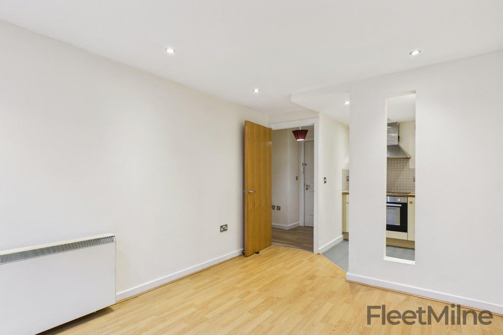 Property photo 2 of 10 Living/Dining Room