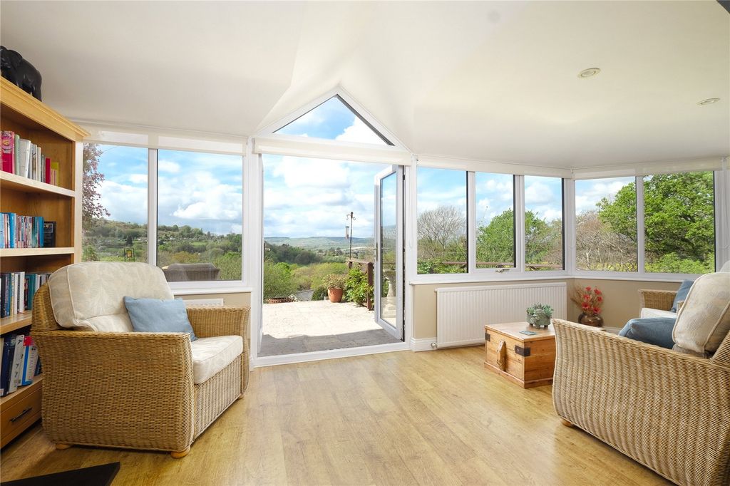 Property photo 2 of 22 Picture No. 68