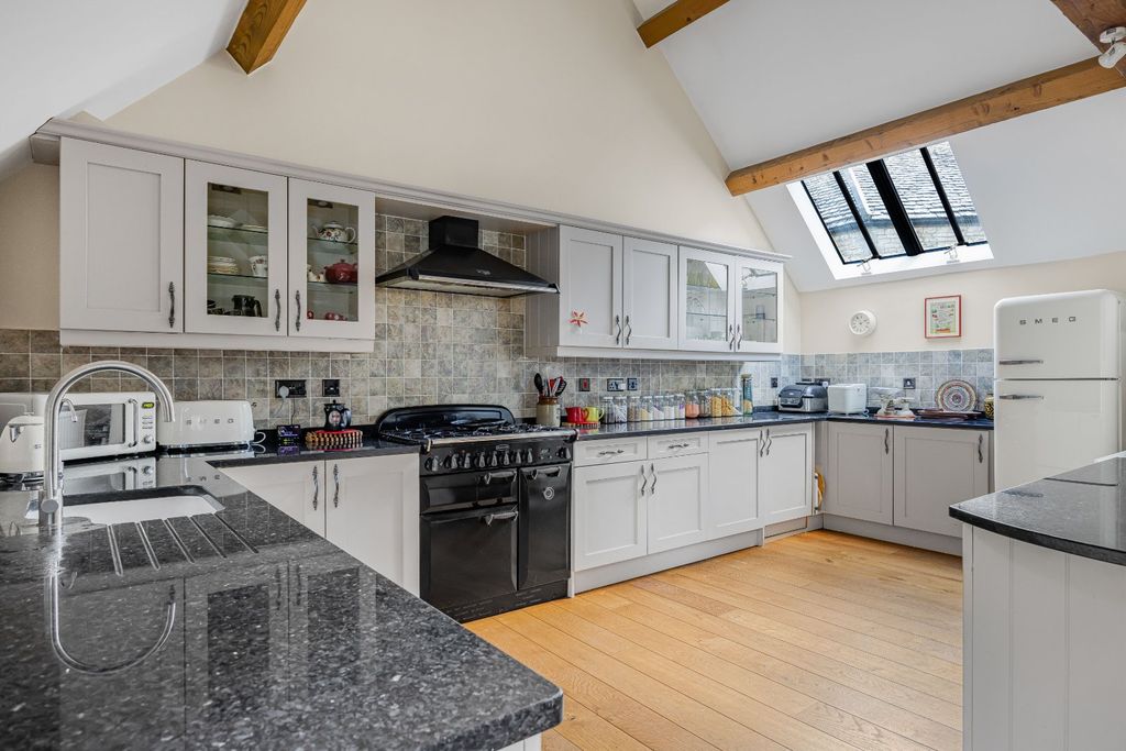 Property photo 3 of 46 Picture No. 13